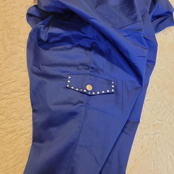 Added dimensions for catherines 2 piece set - Picture 6 of 16